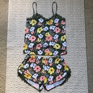 Floral Patterned Pajama Set